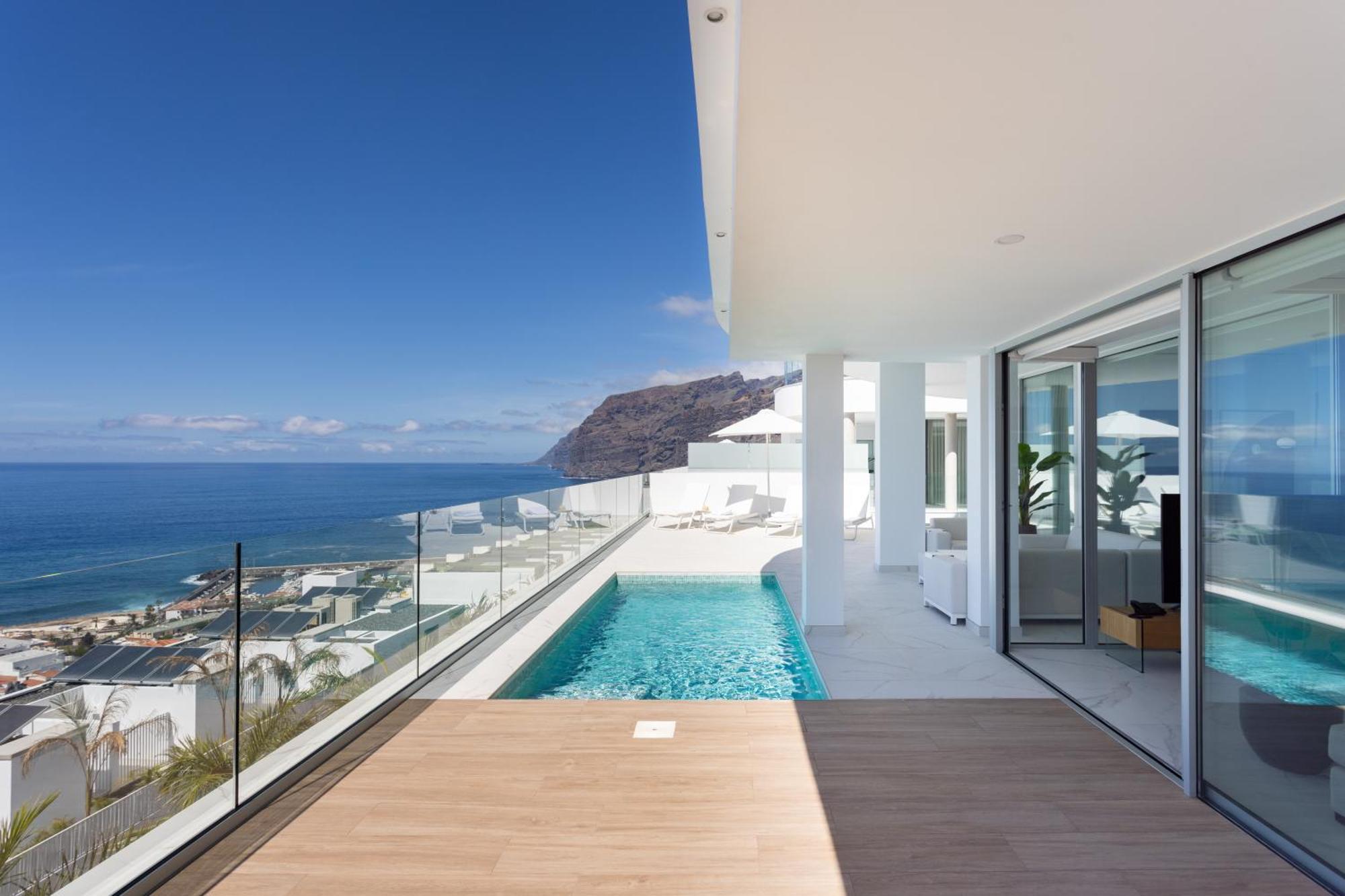 Crystal I Luxury Apartments By Enjoyahome Acantilado de los Gigantes Luaran gambar
