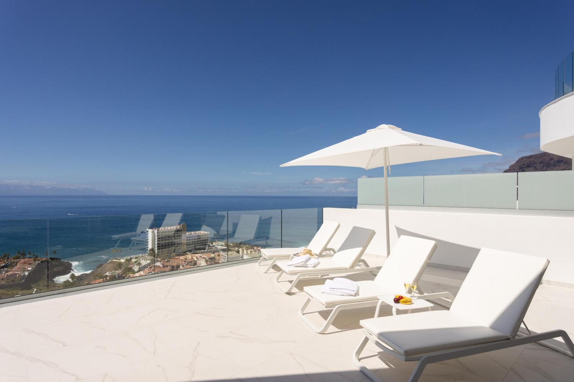 Crystal I Luxury Apartments By Enjoyahome Acantilado de los Gigantes Luaran gambar