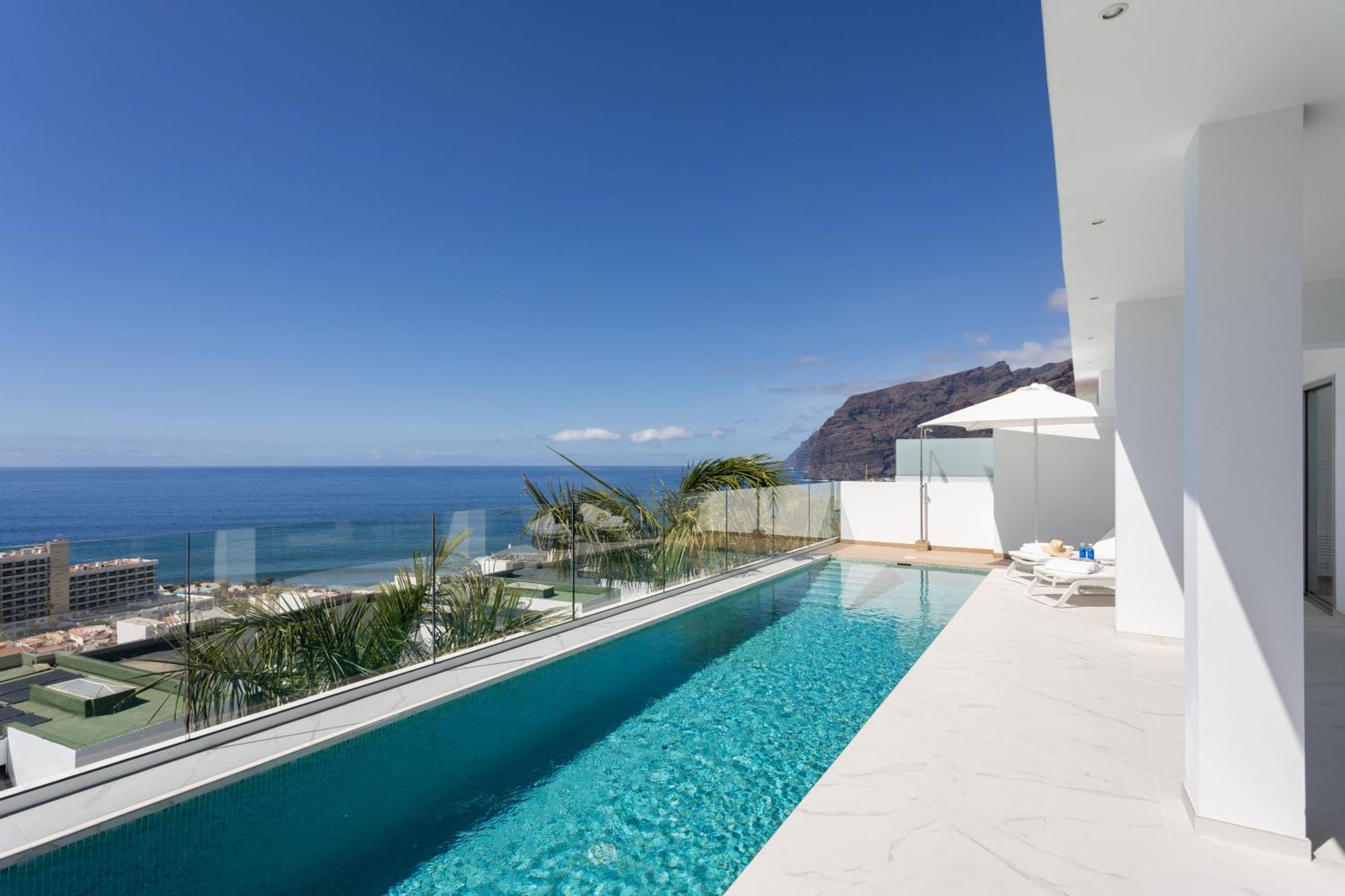 Crystal I Luxury Apartments By Enjoyahome Acantilado de los Gigantes Luaran gambar