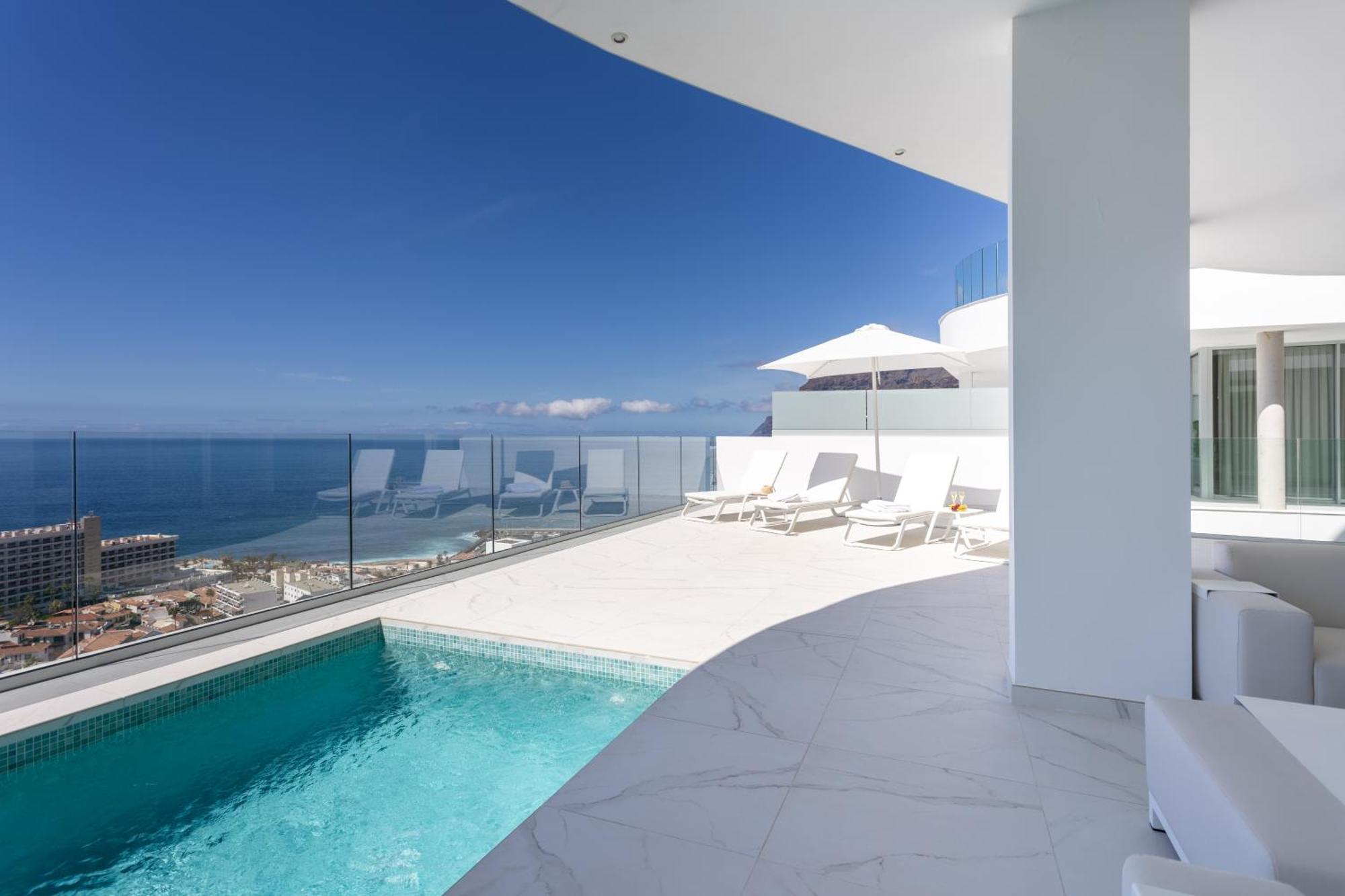 Crystal I Luxury Apartments By Enjoyahome Acantilado de los Gigantes Luaran gambar