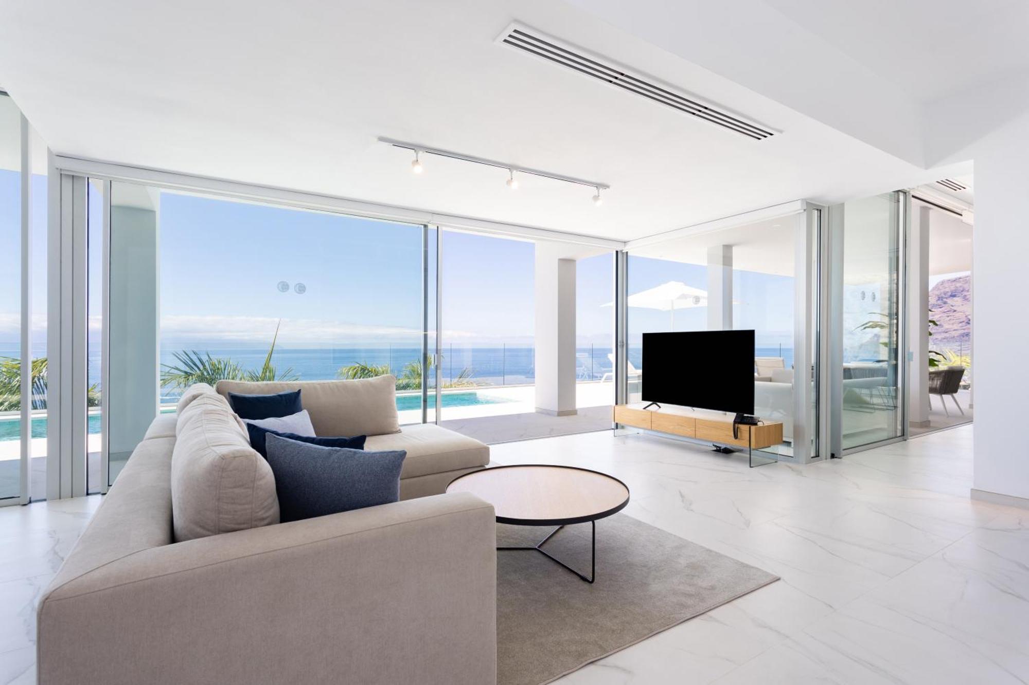 Crystal I Luxury Apartments By Enjoyahome Acantilado de los Gigantes Luaran gambar