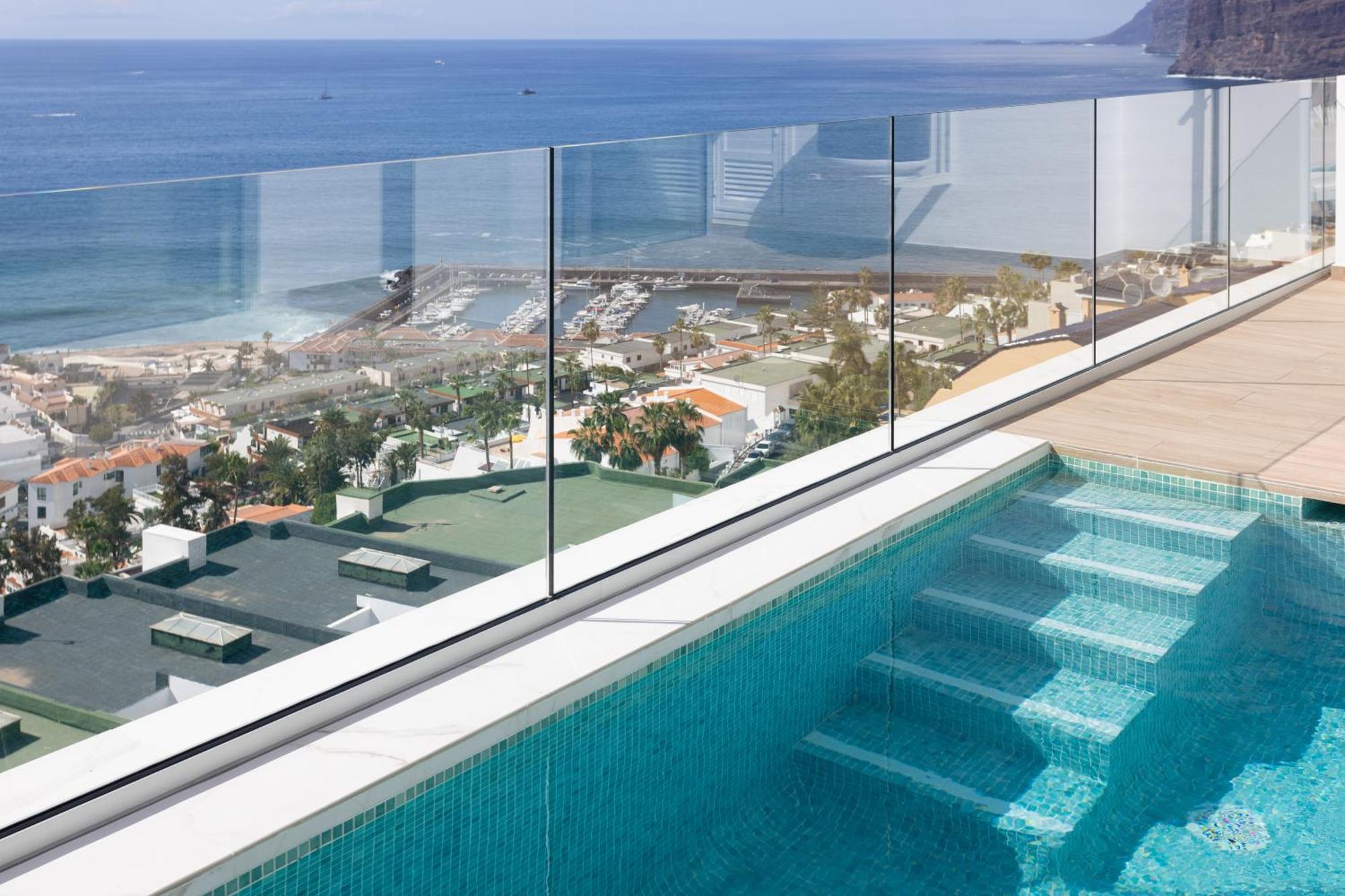 Crystal I Luxury Apartments By Enjoyahome Acantilado de los Gigantes Luaran gambar