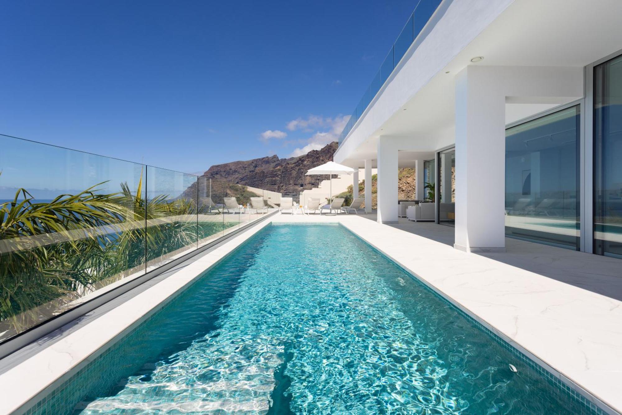 Crystal I Luxury Apartments By Enjoyahome Acantilado de los Gigantes Luaran gambar