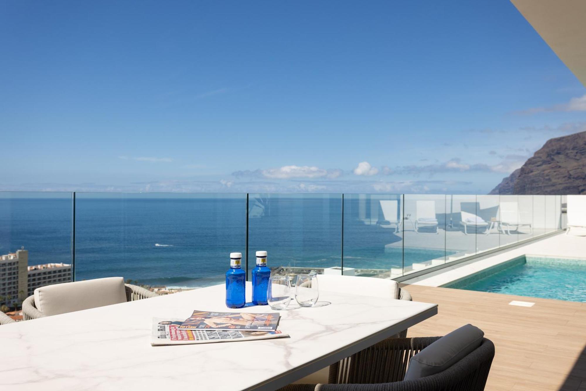 Crystal I Luxury Apartments By Enjoyahome Acantilado de los Gigantes Luaran gambar