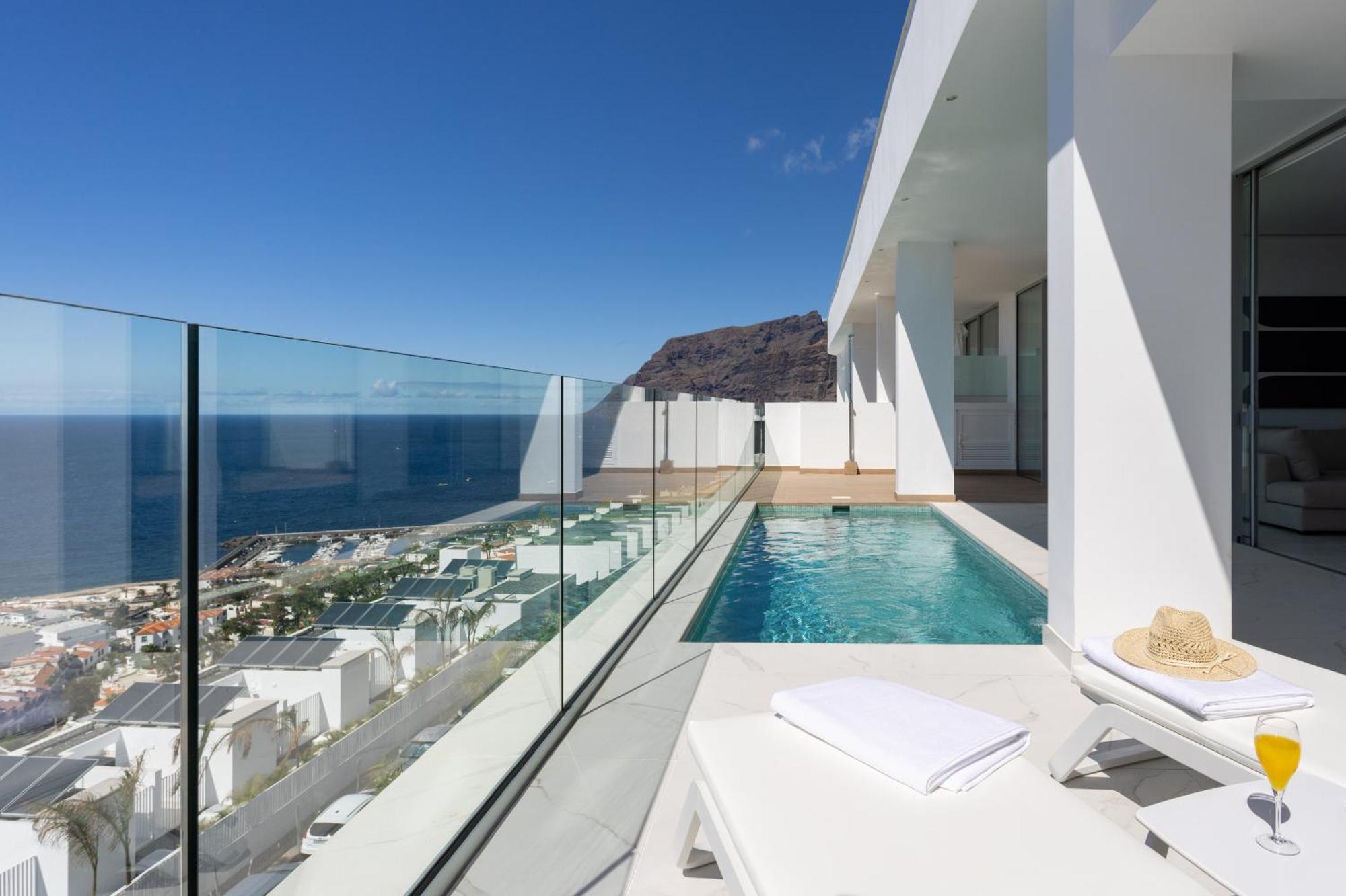 Crystal I Luxury Apartments By Enjoyahome Acantilado de los Gigantes Luaran gambar