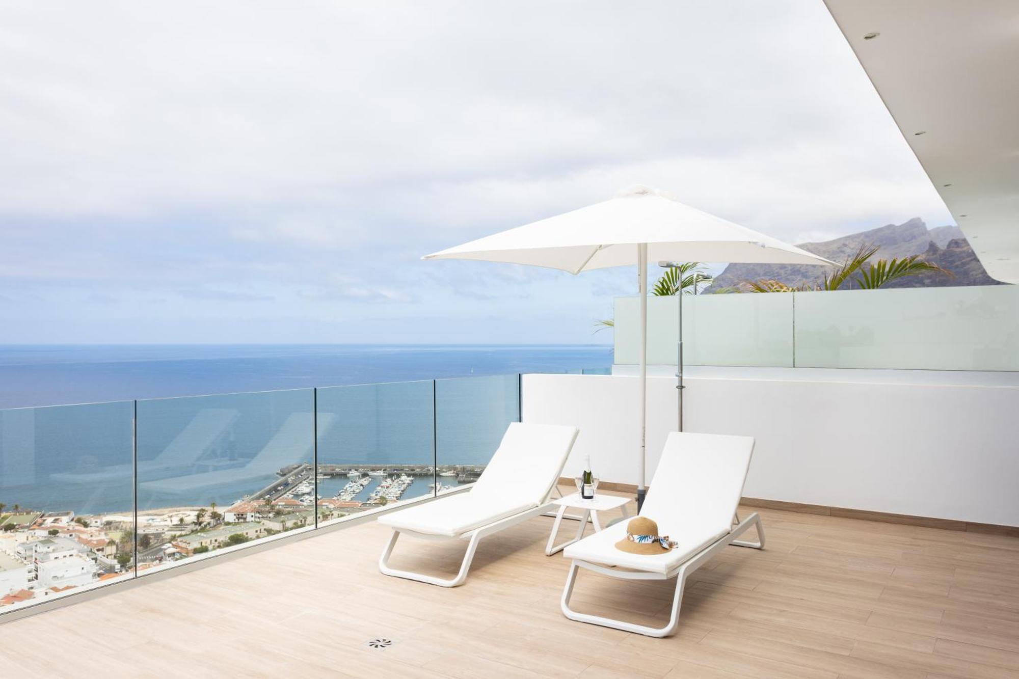 Crystal I Luxury Apartments By Enjoyahome Acantilado de los Gigantes Luaran gambar