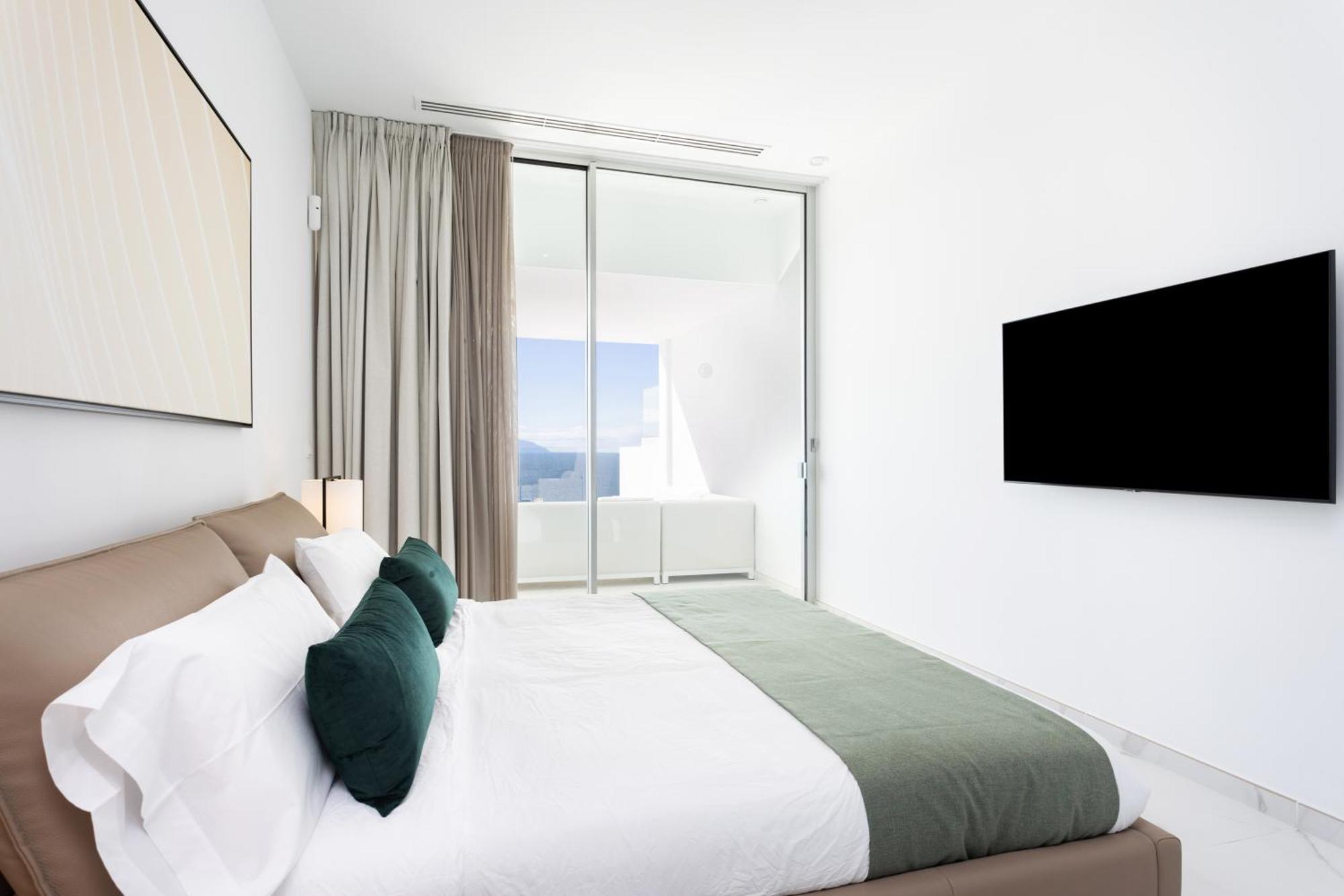 Crystal I Luxury Apartments By Enjoyahome Acantilado de los Gigantes Luaran gambar