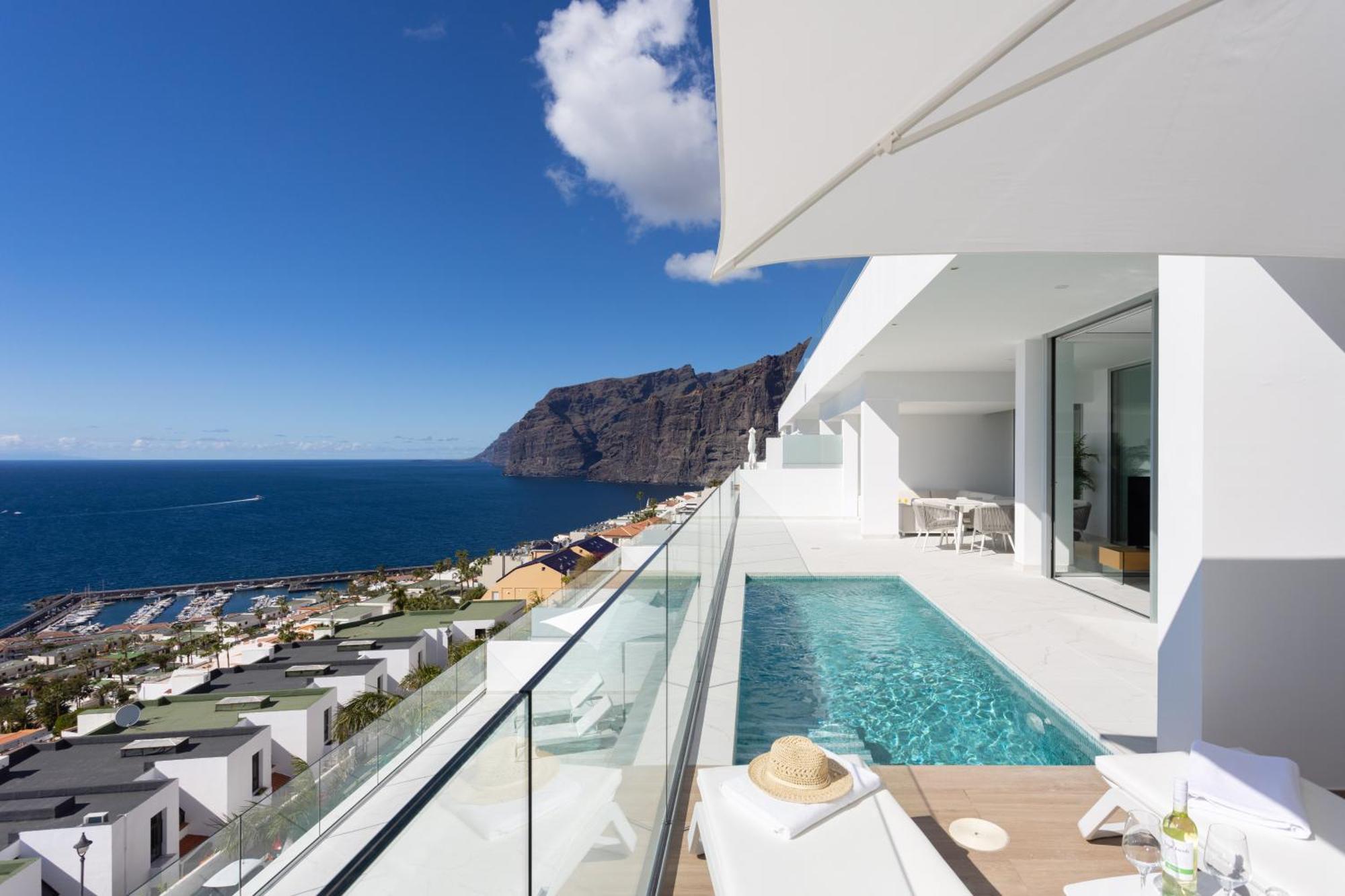 Crystal I Luxury Apartments By Enjoyahome Acantilado de los Gigantes Luaran gambar