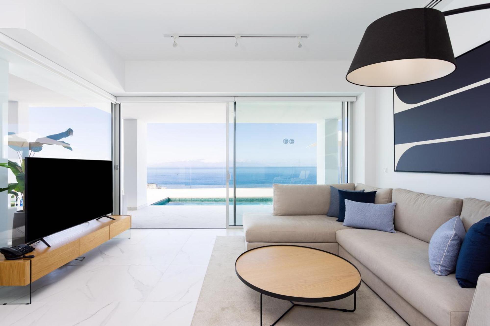 Crystal I Luxury Apartments By Enjoyahome Acantilado de los Gigantes Luaran gambar