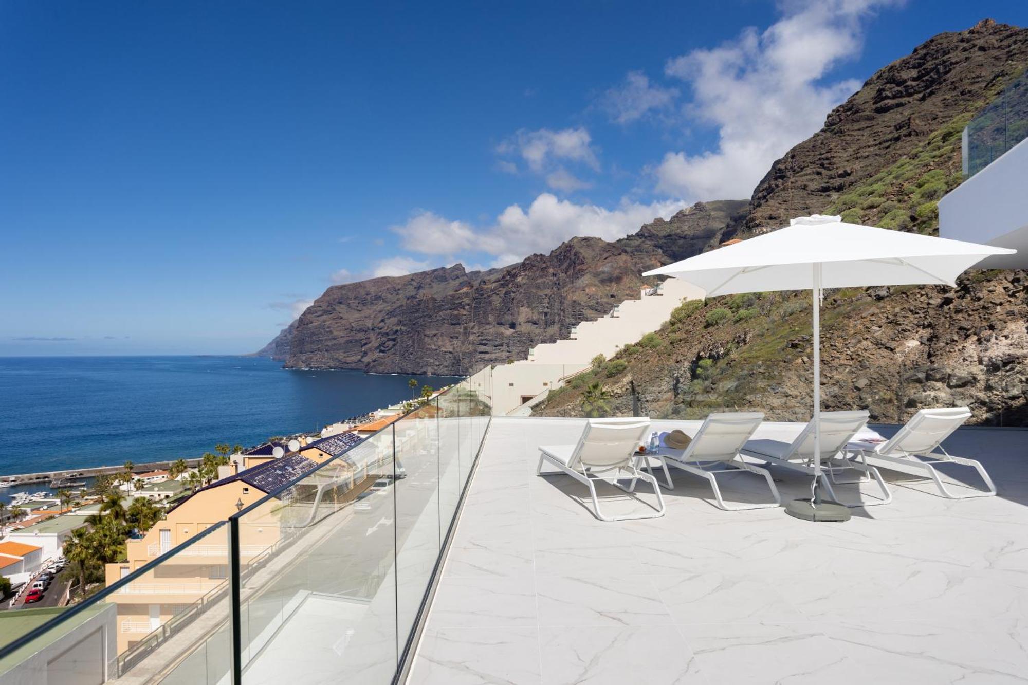 Crystal I Luxury Apartments By Enjoyahome Acantilado de los Gigantes Luaran gambar